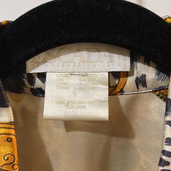 Vintage Escada Dog and Chain Silk Blouse - Picture 3 of 9